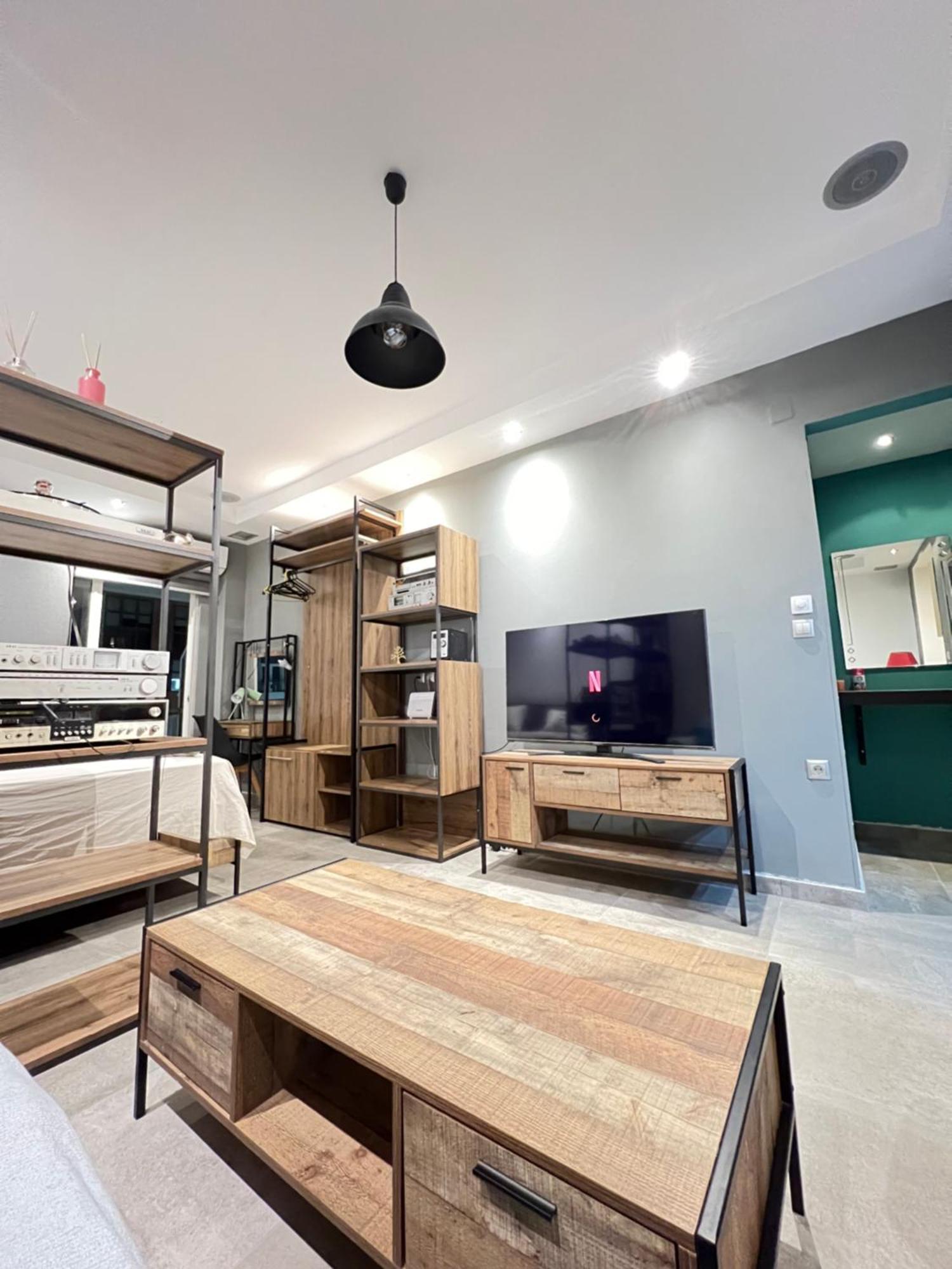 Modern Apartment In The Heart Of The City Alexandrúpoli Kültér fotó