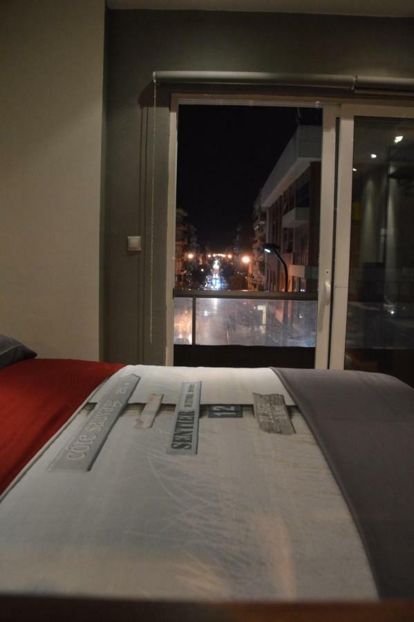 Modern Apartment In The Heart Of The City Alexandrúpoli Kültér fotó